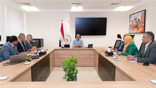 وزير الموارد المائية