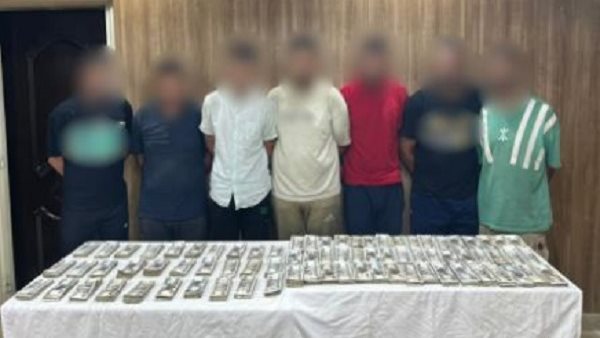 المتهمين والمضبوطات