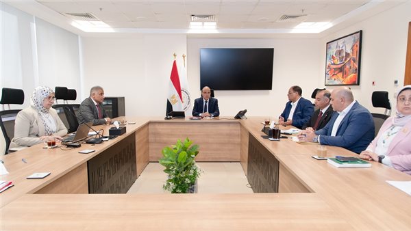 وزير الموارد المائية