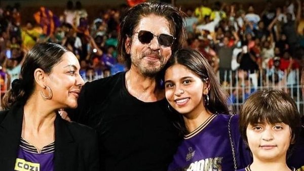 شاروخان وأسرته 