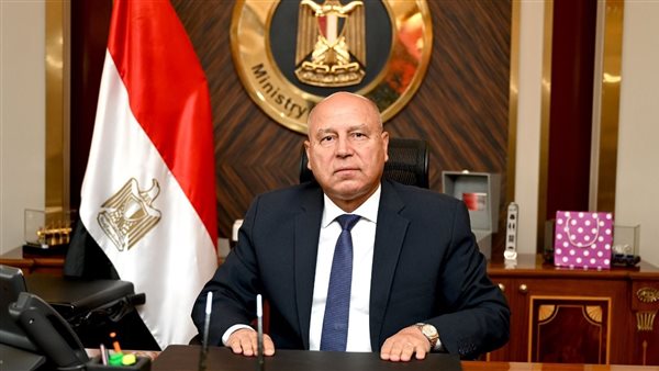 وزير الصناعة والنقل