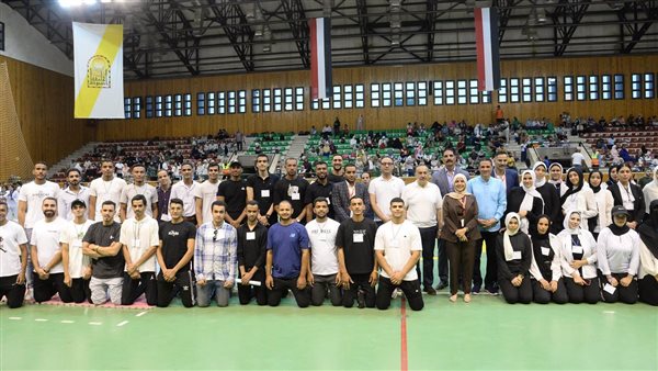 محافظ أسيوط يشهد