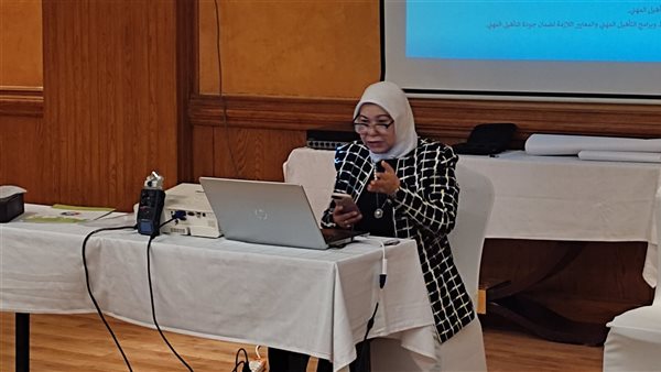 الدكتورة منال حنفي