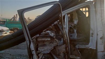 تصادم ميكروباص بجرار زراعي بطريق 