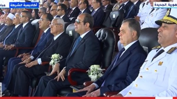 الرئيس يشهد حفل التخرج