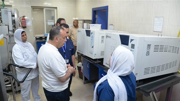 محافظ أسيوط 