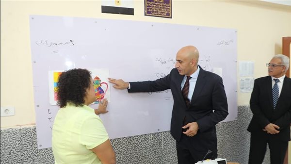 جولة وزير التربية