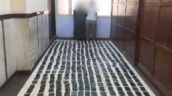 المتهمين والمضبوطات