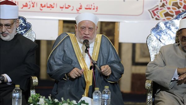 الدكتور أحمد عمر