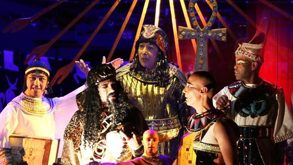 مسرحية أحمس 