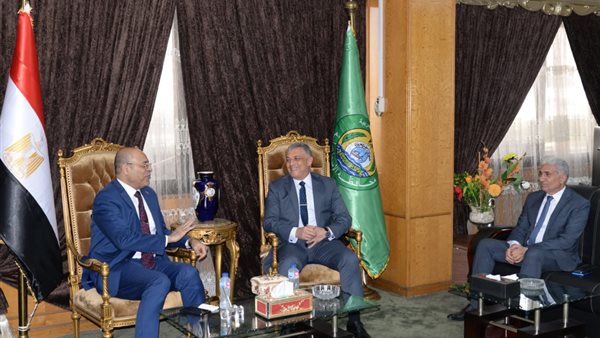 وزير العمل في الإسماعيلية