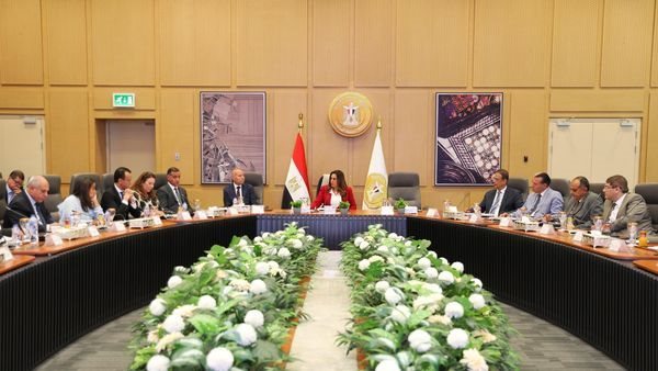 وزيرة التنمية المحلية