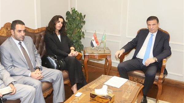 خلال اللقاء 