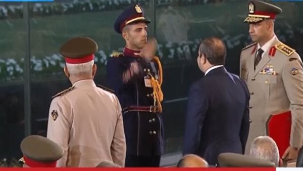 السيسي خلال تكريم