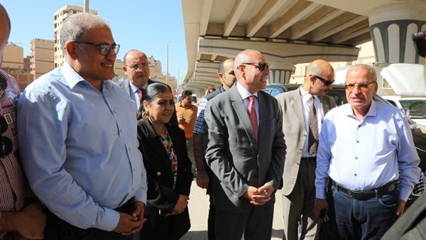 جولة المحافظ