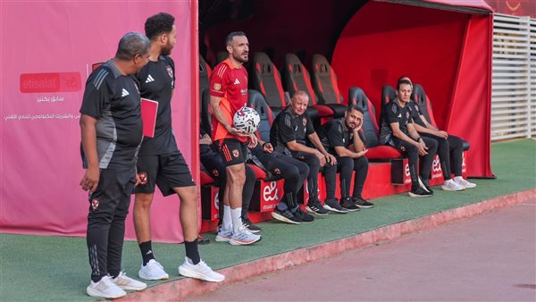 علي معلول لاعب الفريق