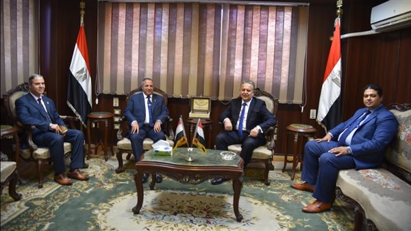 محافظ بورسعيد خلال