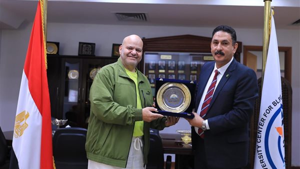 تكريم المدير الفني