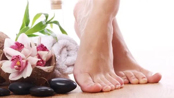 العناية بالقدمين