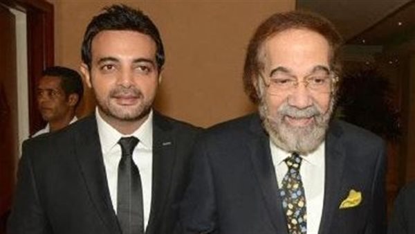 محمود ياسين وابنه