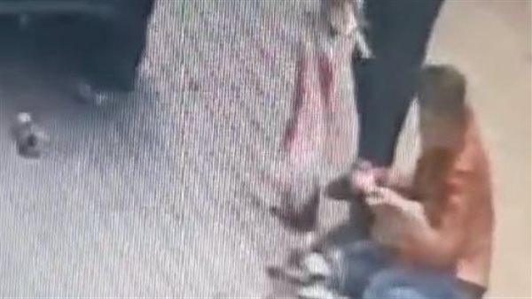 سحل زوج لزوجته وسط