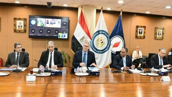 وزير البترول