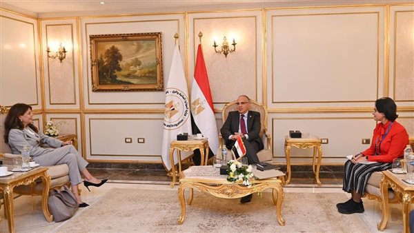 وزير الموارد المائية