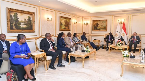 سويلم يلتقى وزير