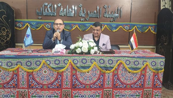 جانب من مناقشة الكتاب