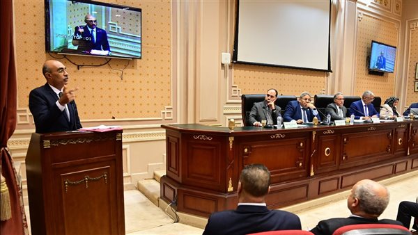 اجتماع لجنة الإدارة