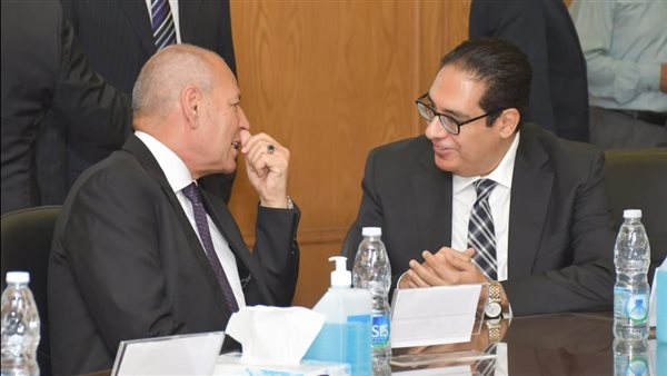 لقاء رئيس جامعة القاهرة