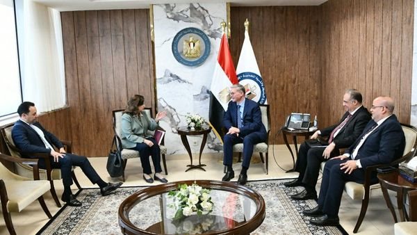 وزير البترول