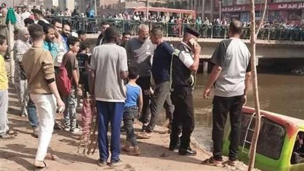 حادث اتوبيس ترعة