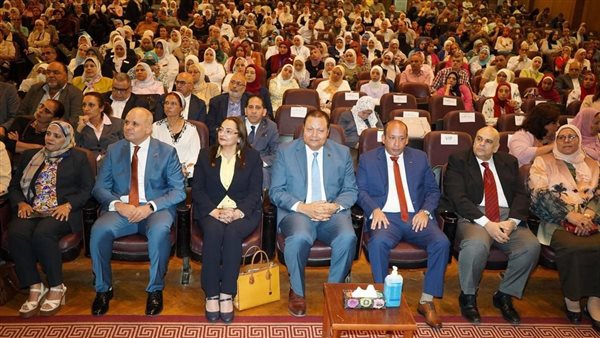 جانب من افتتاح البرنامج