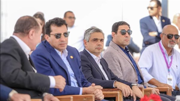 وزير الشباب والرياضة