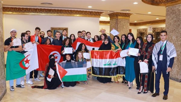 منتدى الشباب العربي