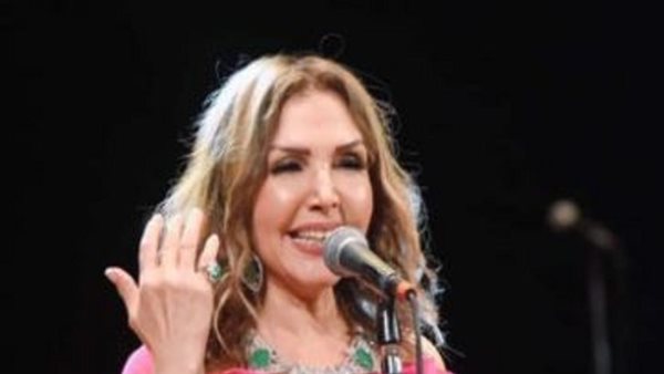 نادية مصطفى 