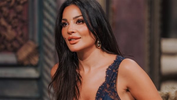 نادين نسيب نجيم