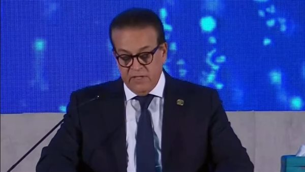 الدكتور خالد عبد