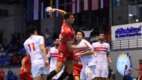 الأهلي في مواجهة