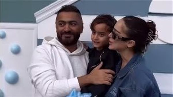 تامر حسني و طليقته