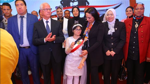 الدكتورة مايا مرسي