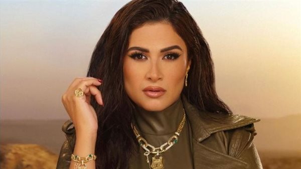 ياسمين عبدالعزيز