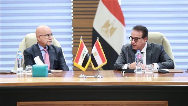 لقاء وزير الصحة 