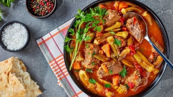 بامية باللحمة الضاني