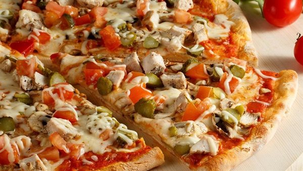 طريقة عمل بيتزا الدجاج