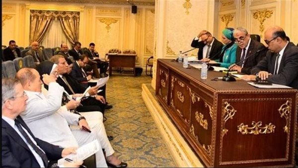 لجنة القوى العاملة