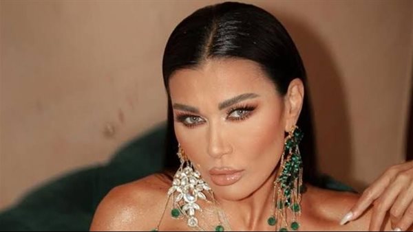 نادين الراسي تتصدر