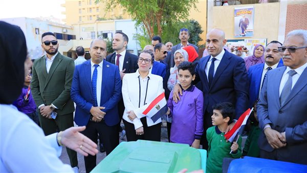 وزيرا البيئة والتربية