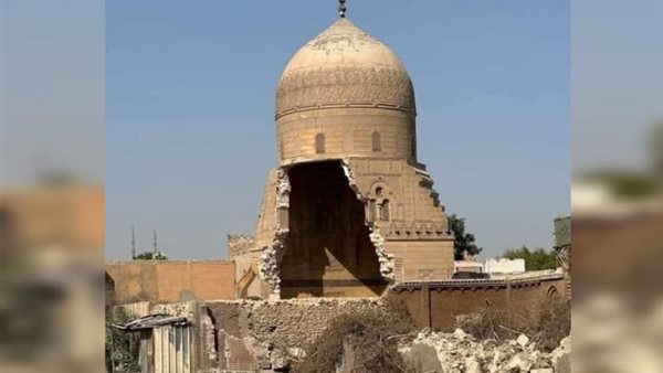 هدم مبنى قبة نام